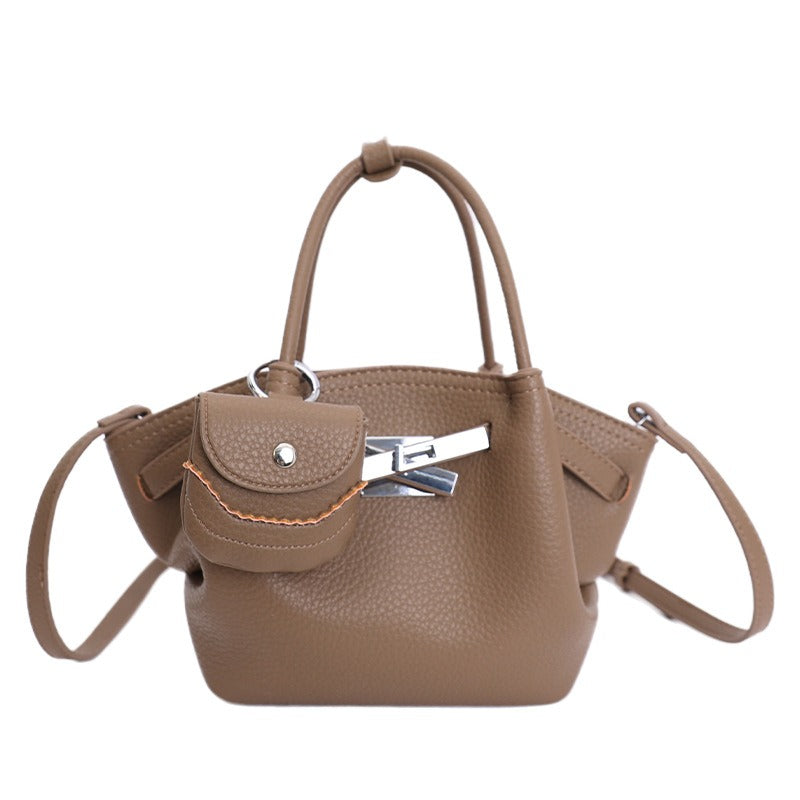 Fashionable Large-capacity Women's Underarm Bag, 2025 New Commuter Handbag, Stylish and Simple Western-style Single-shoulder Vegetable Basket Bag