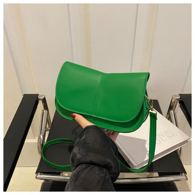 Women's Small Square Crossbody Bag Suitable for Summer, Small Shoulder Purse with Zipper Closure, Solid Color Tote for Outfits, Crossbody or Over-the-Shoulder Carry, Multicolor Options, Easy-to-Wear